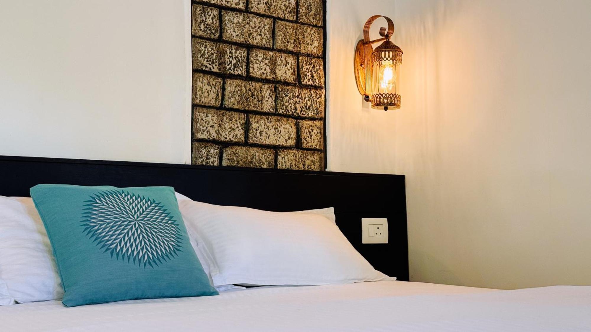 Calm Shack - 2 Bedroom-Boutique Farm Stay Munnar Eksteriør bilde
